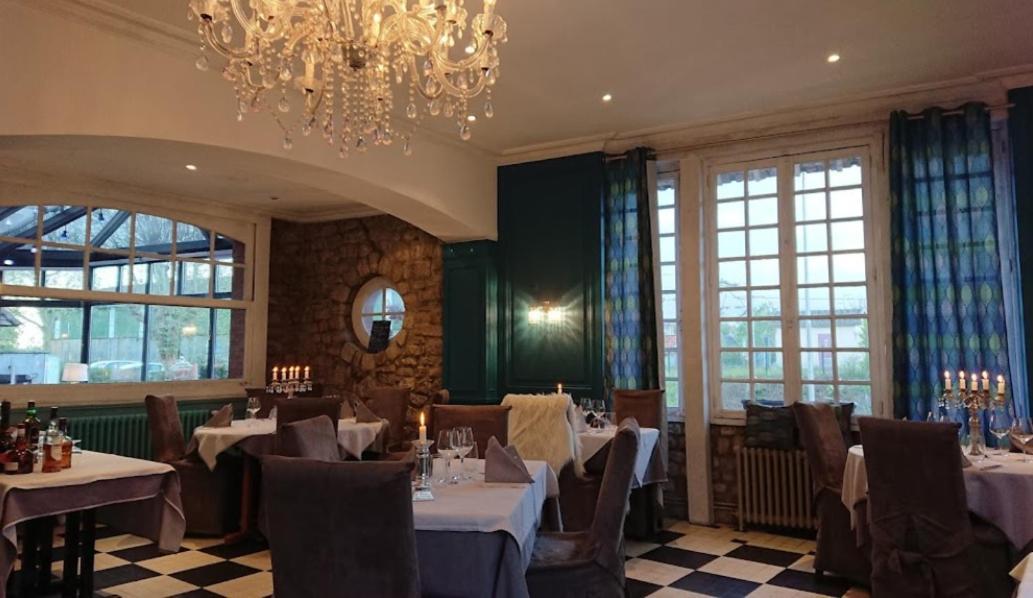Logis Hotel Restaurant L'Auberge Normande Carentan Buitenkant foto