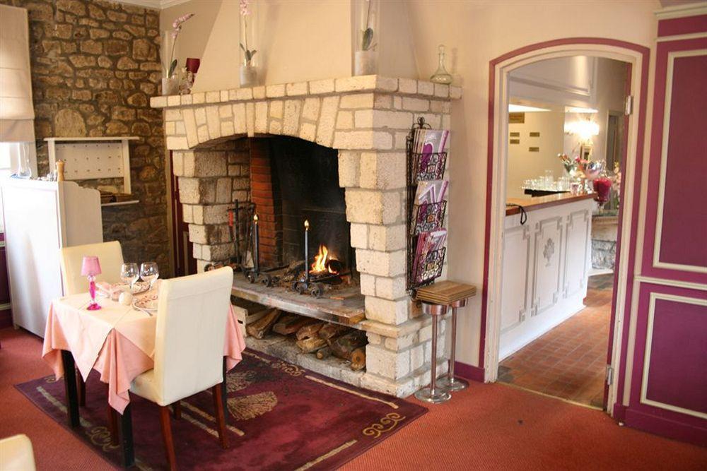 Logis Hotel Restaurant L'Auberge Normande Carentan Buitenkant foto